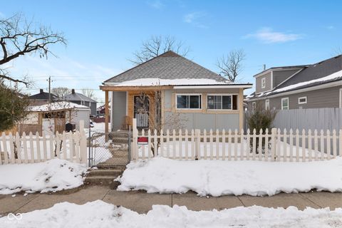 Photo of 952 N Lasalle Street, Indianapolis, IN 46201 (MLS # 22083321)