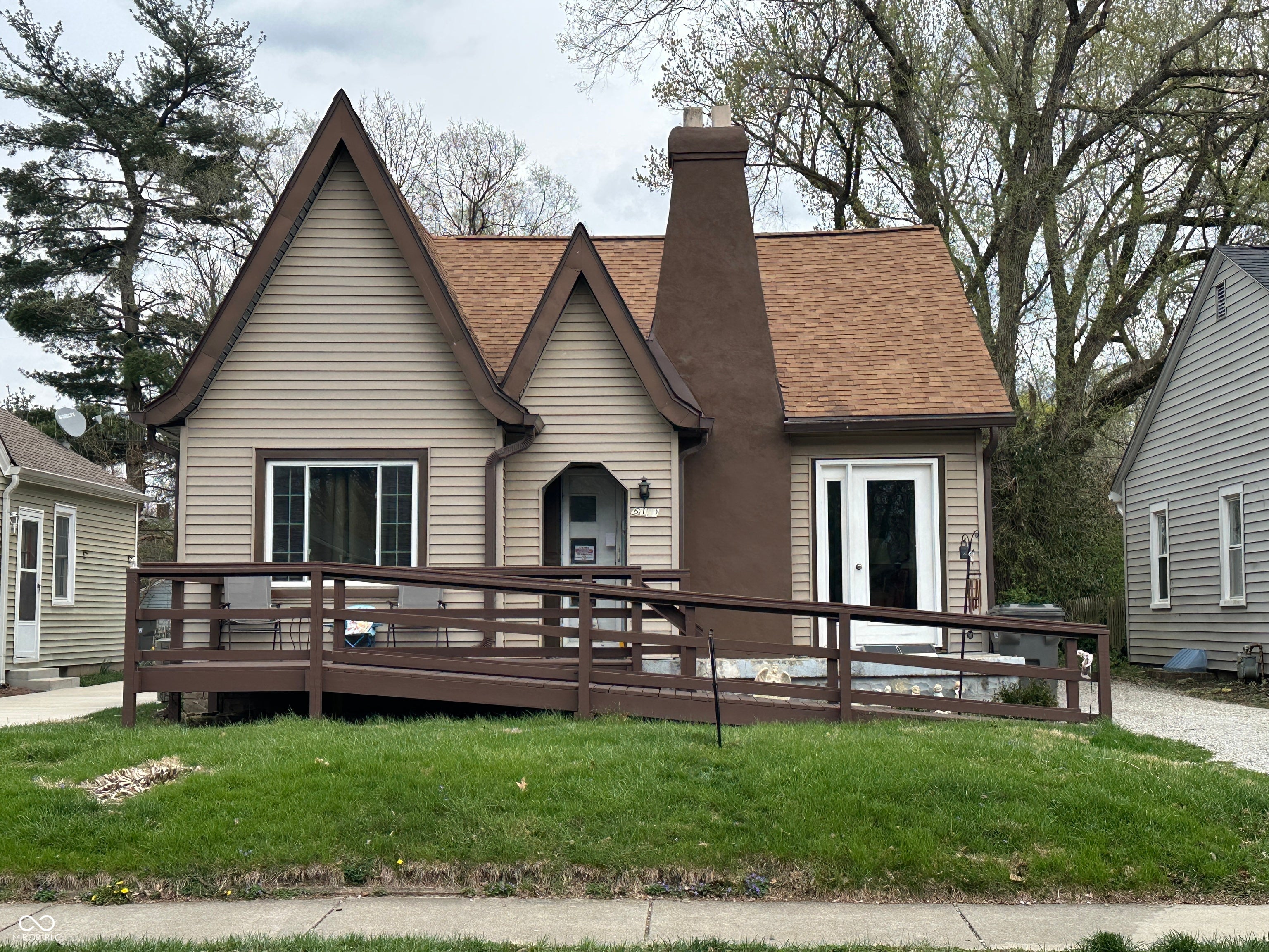 Front Of Structure