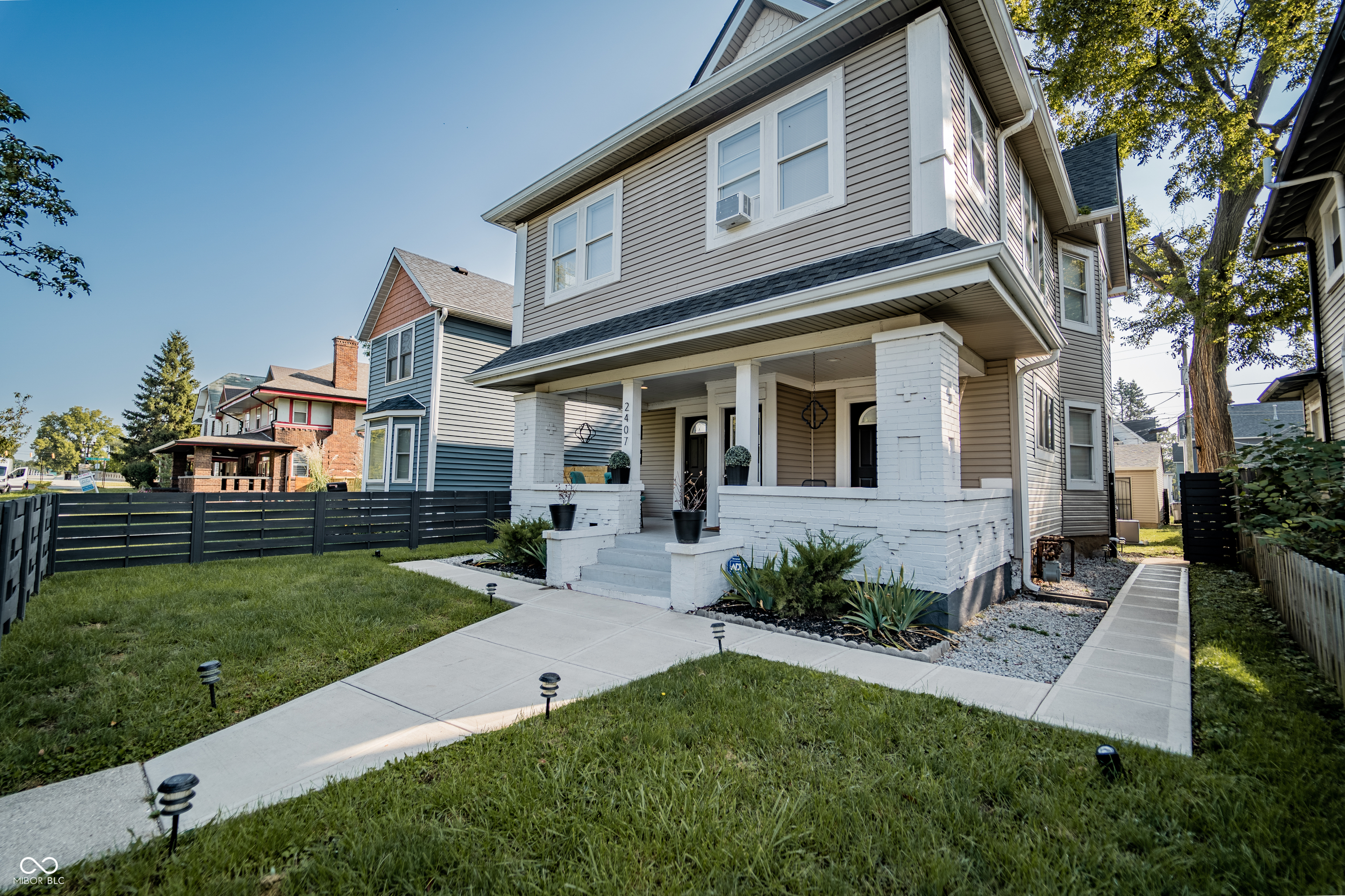 2407 N Capitol Avenue