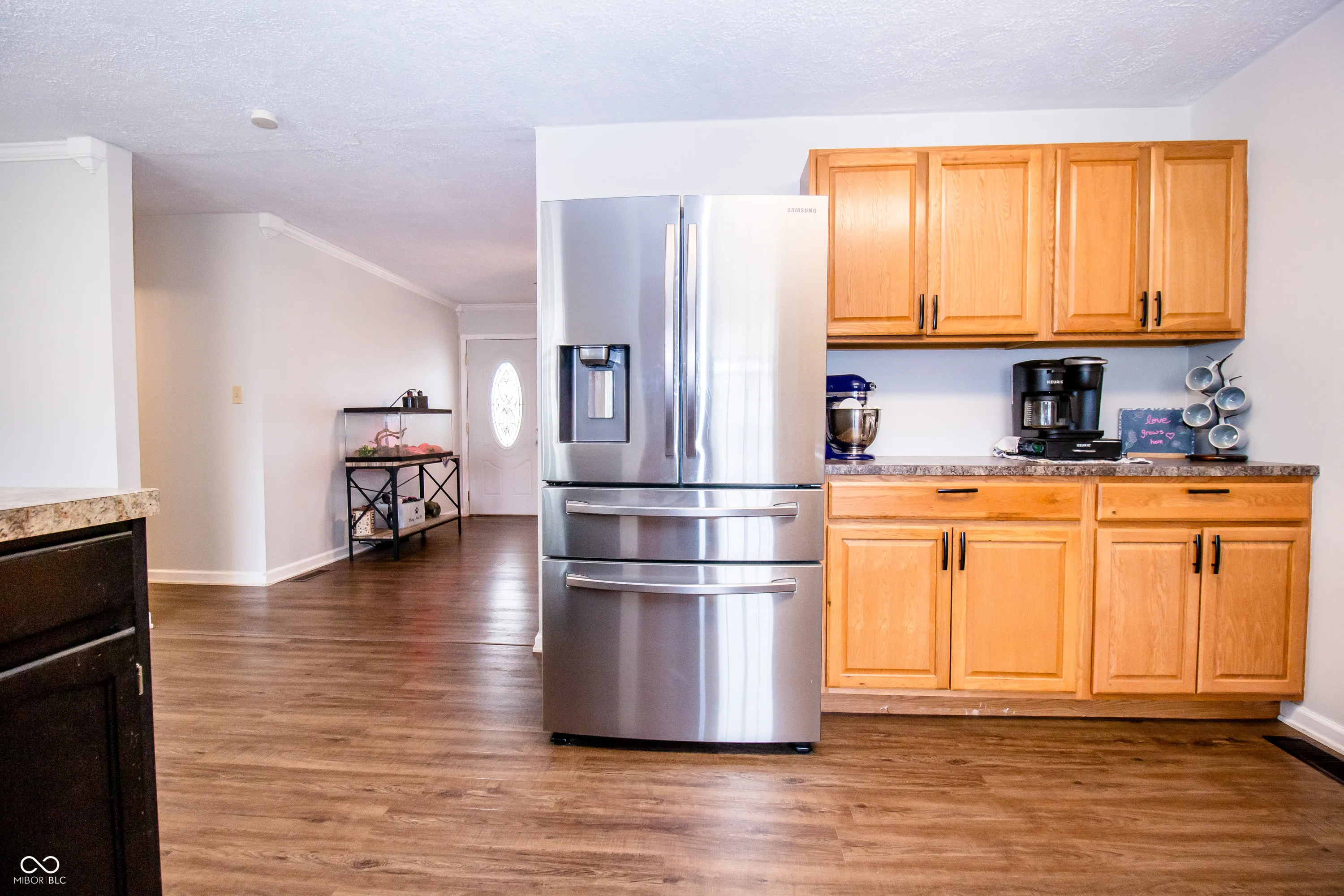 Shelbyville, Indiana 46176, United States, 4 Bedrooms Bedrooms, ,3 BathroomsBathrooms,Residential,Pending,107644