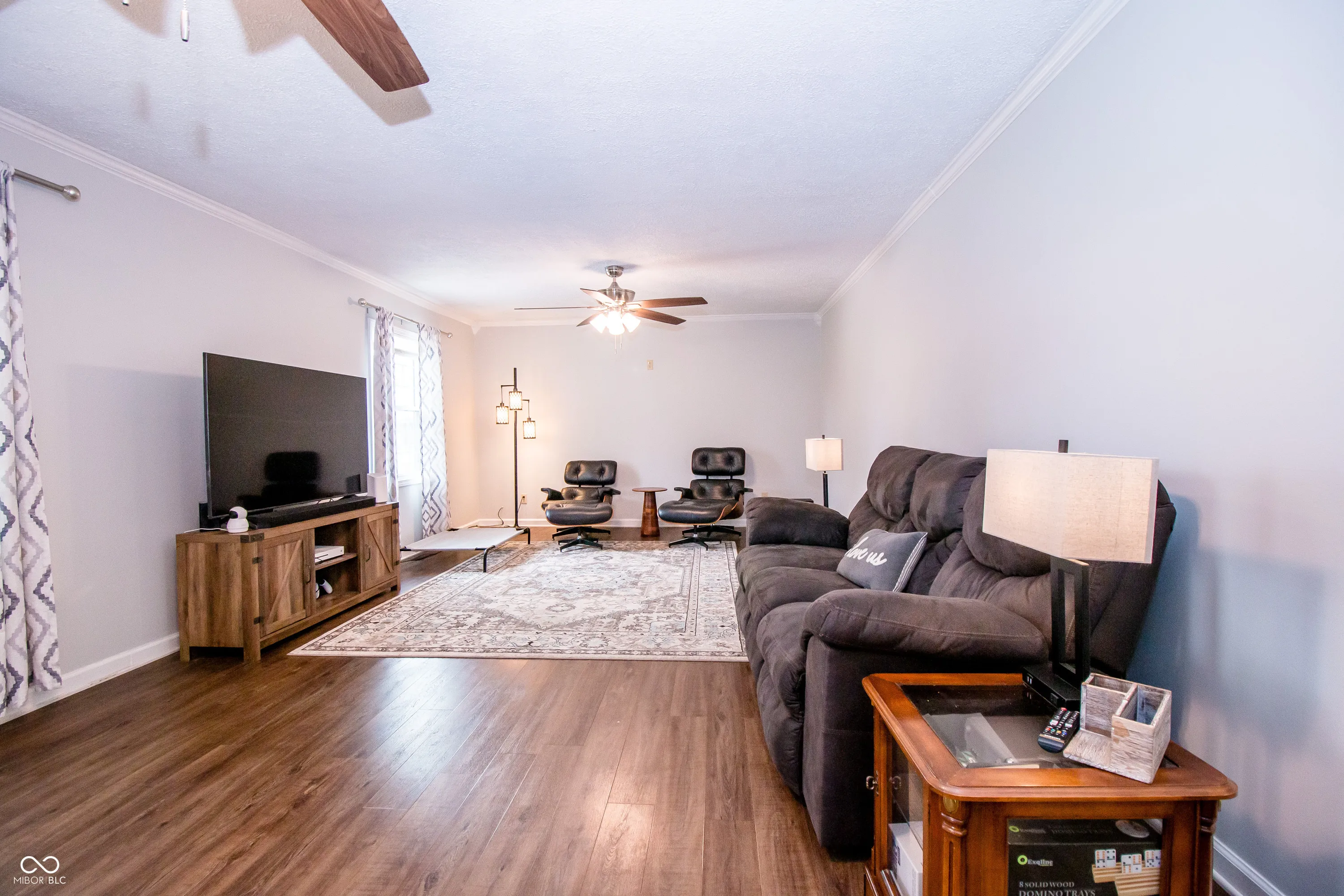 Shelbyville, Indiana 46176, United States, 4 Bedrooms Bedrooms, ,3 BathroomsBathrooms,Residential,Pending,107644