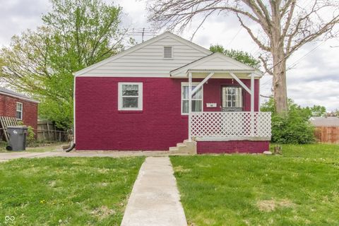 Photo of 6055 Ivanhoe Street, Indianapolis, IN 46219 (MLS # 22094850)