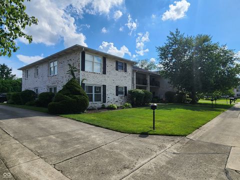 Photo of 4501 N Wheeling Avenue # 5E4, Muncie, IN 47304 (MLS # 22047919)