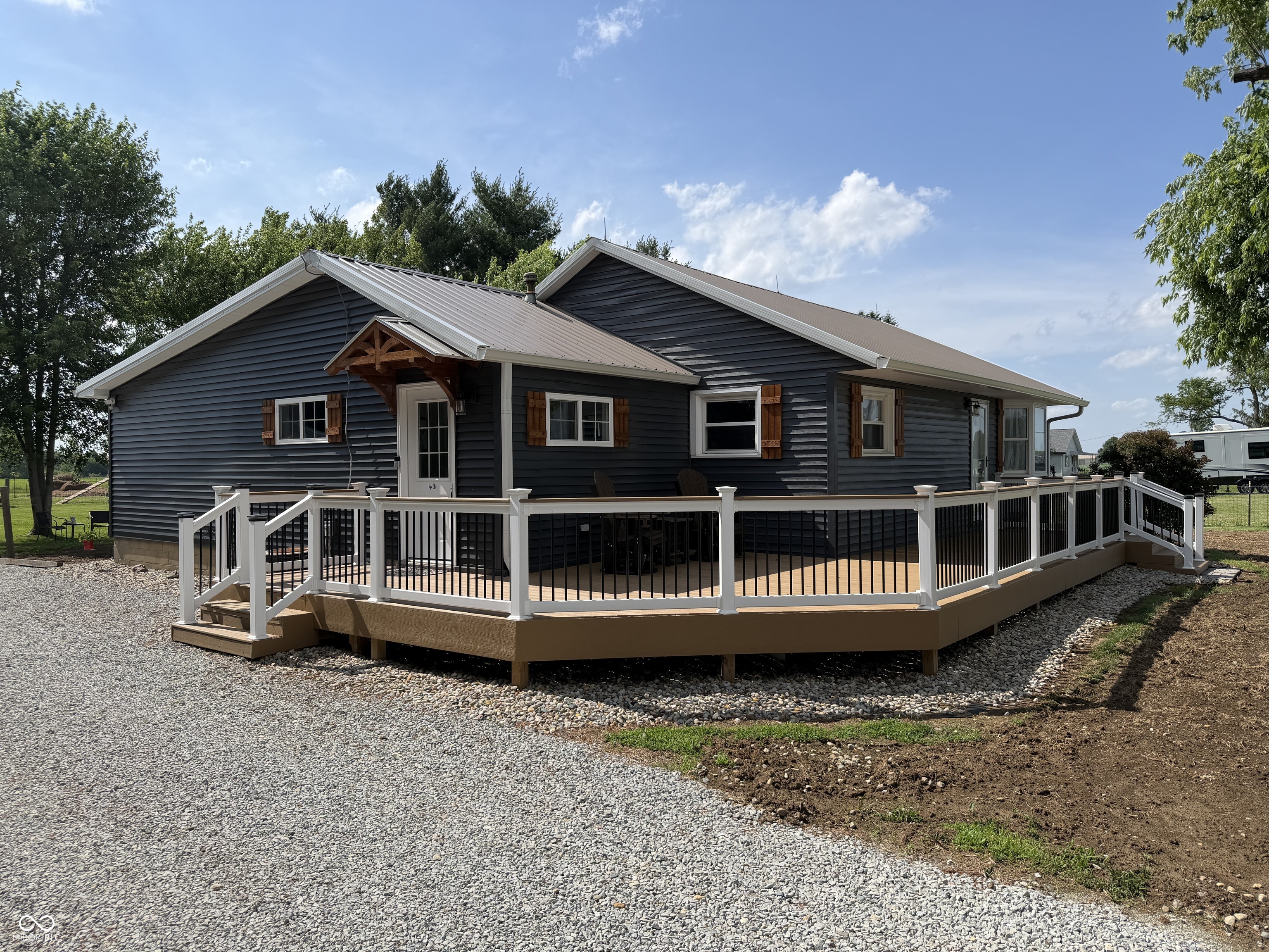 9313 S State Road 109