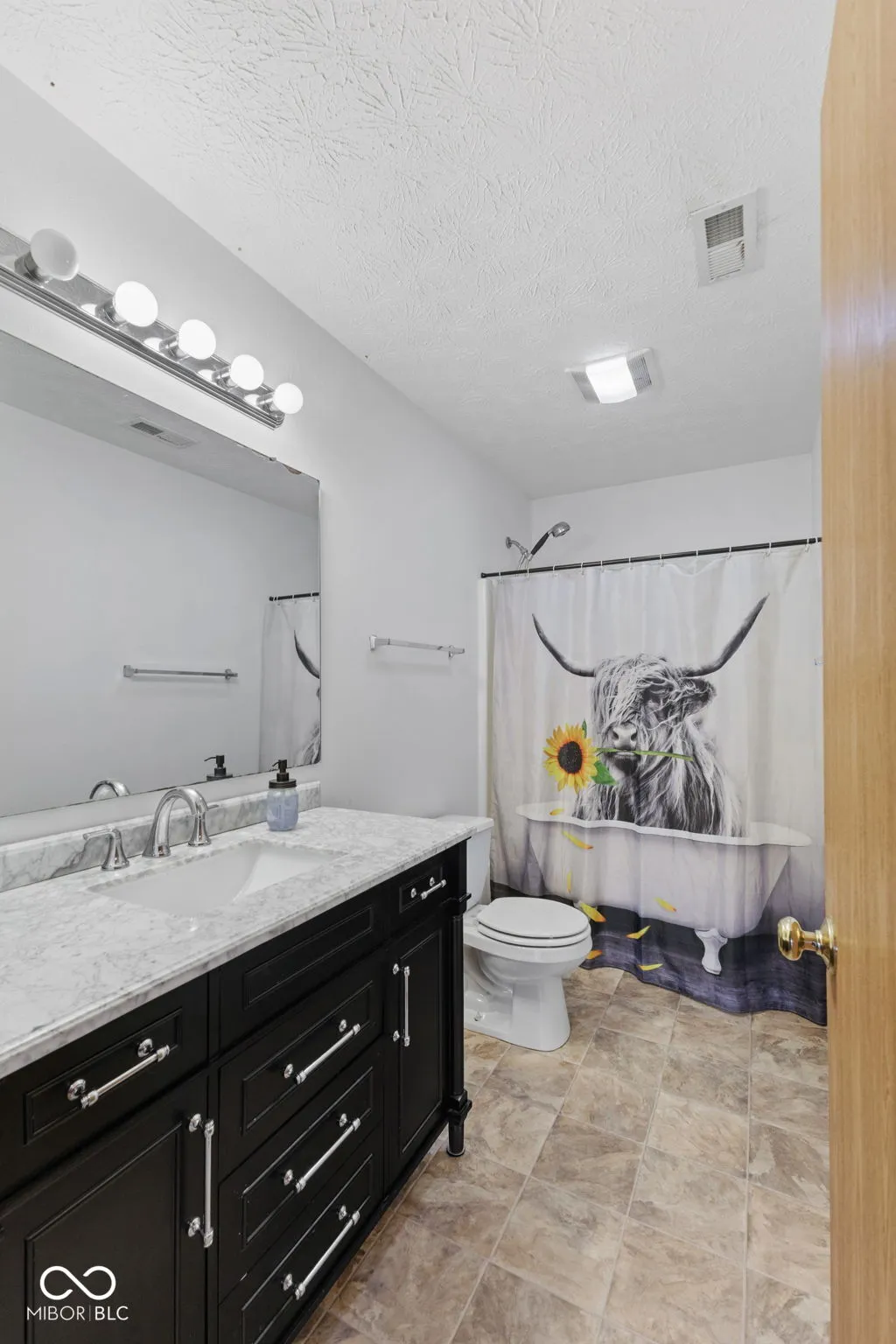 Lafayette, Indiana 47909, United States, 4 Bedrooms Bedrooms, ,3 BathroomsBathrooms,Residential,Pending,79653