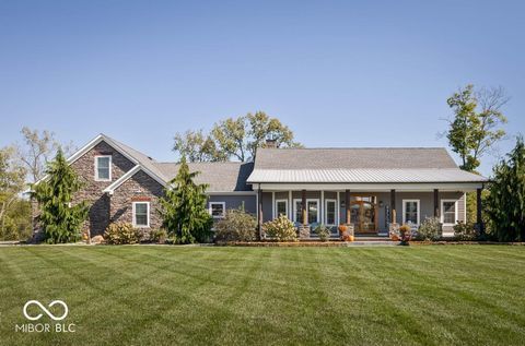 2101 S Winding Oaks Drive New Palestine IN 46163