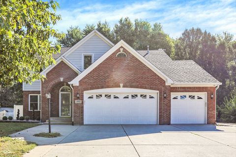 1990 Red Oak Drive Franklin IN 46131