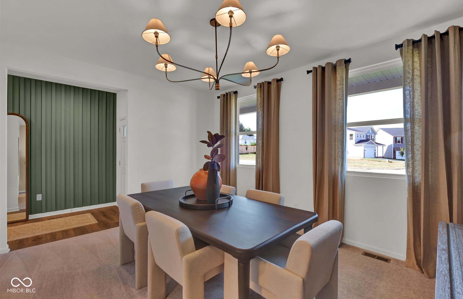 2401 Zion Trail