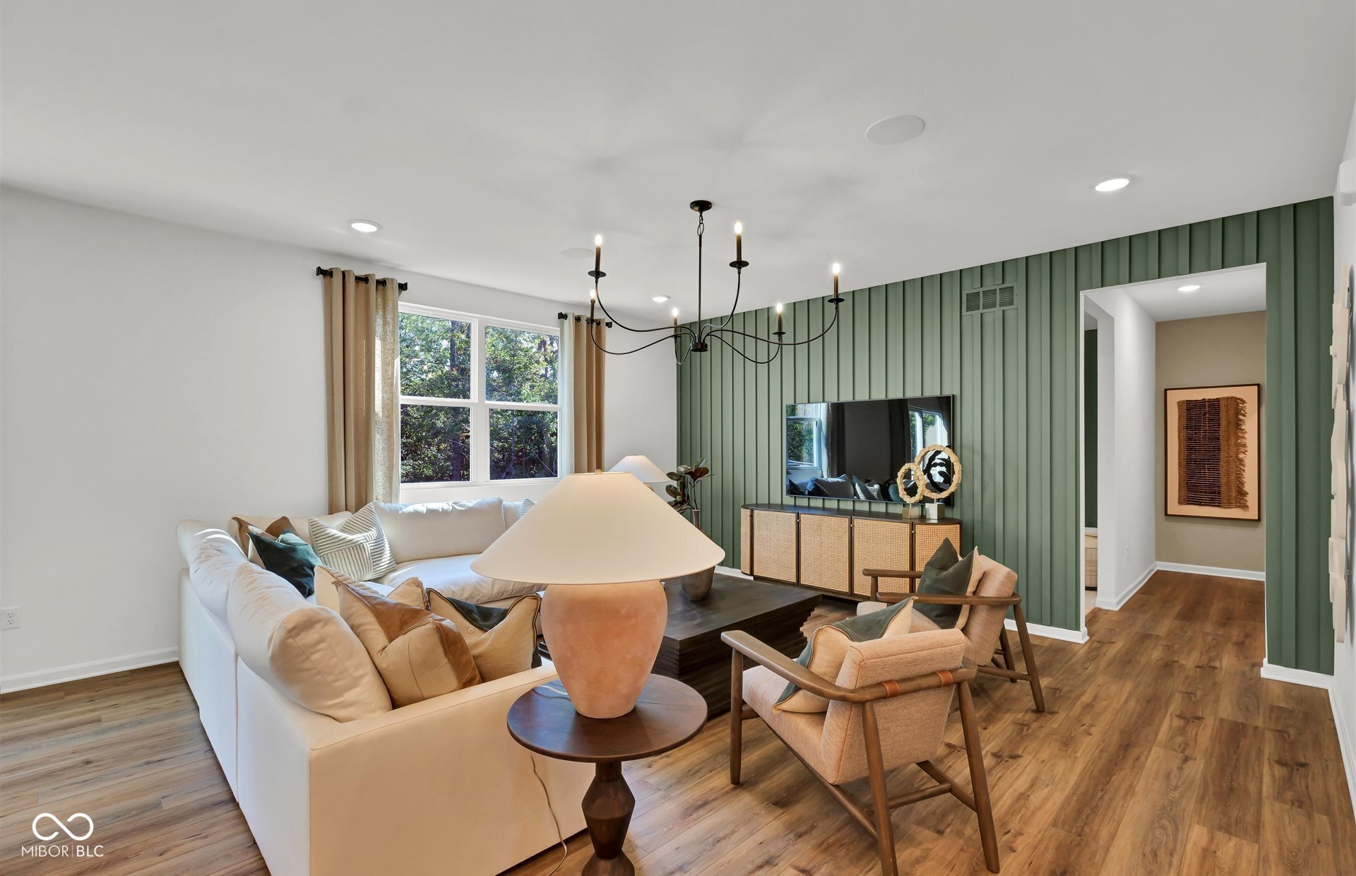 2401 Zion Trail