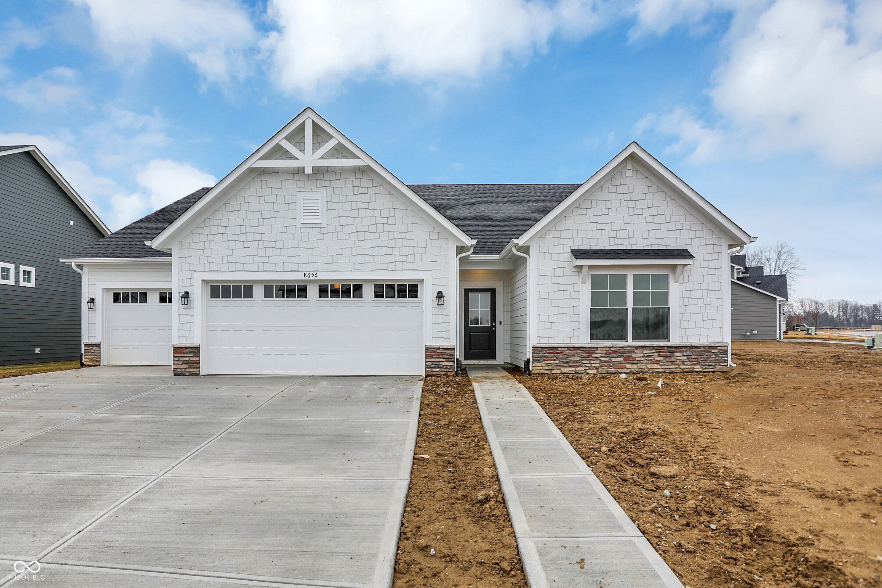 8656 Meadowlands Court