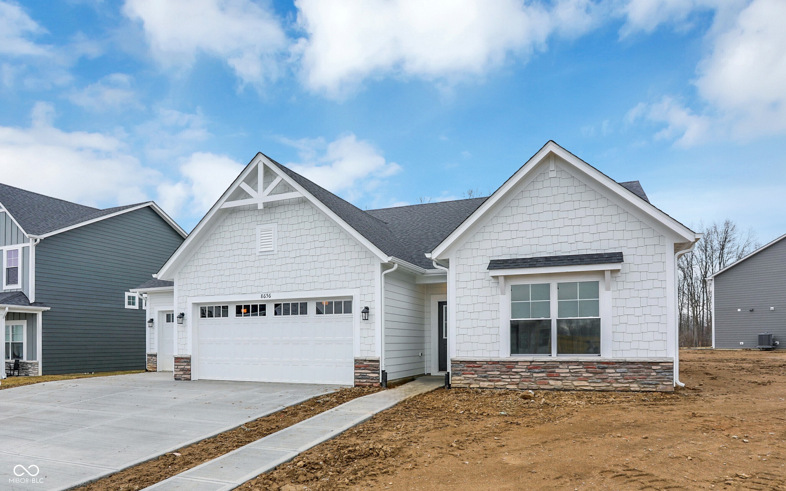 8656 Meadowlands Court