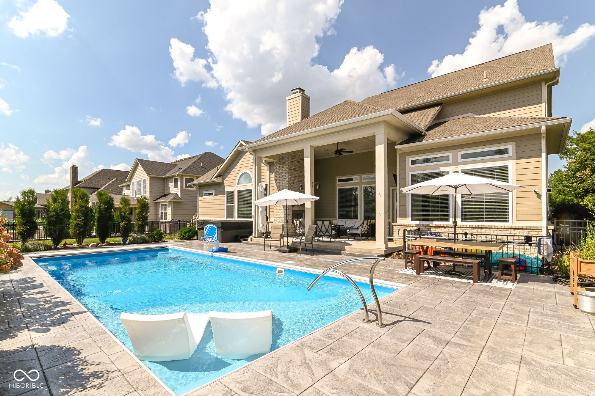 16367 Hunting Meadow Drive