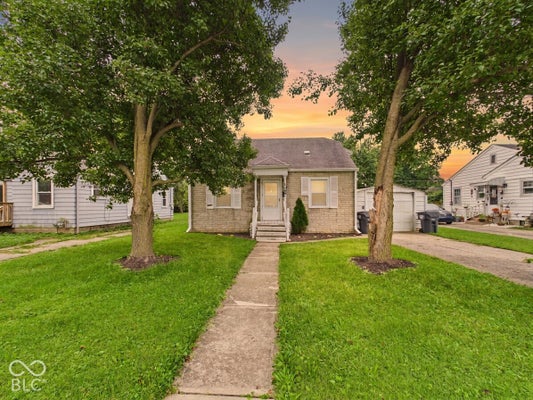 327 EDGEMOUND DR, ANDERSON, IN 46013 - Image 28b33a82a14dd3d1a6ff3428e86be5a2/696339972