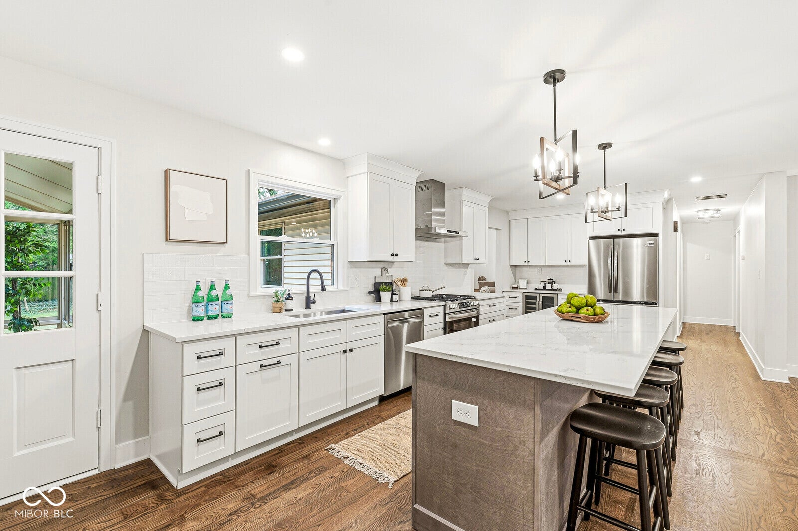 9224 Crestview Drive