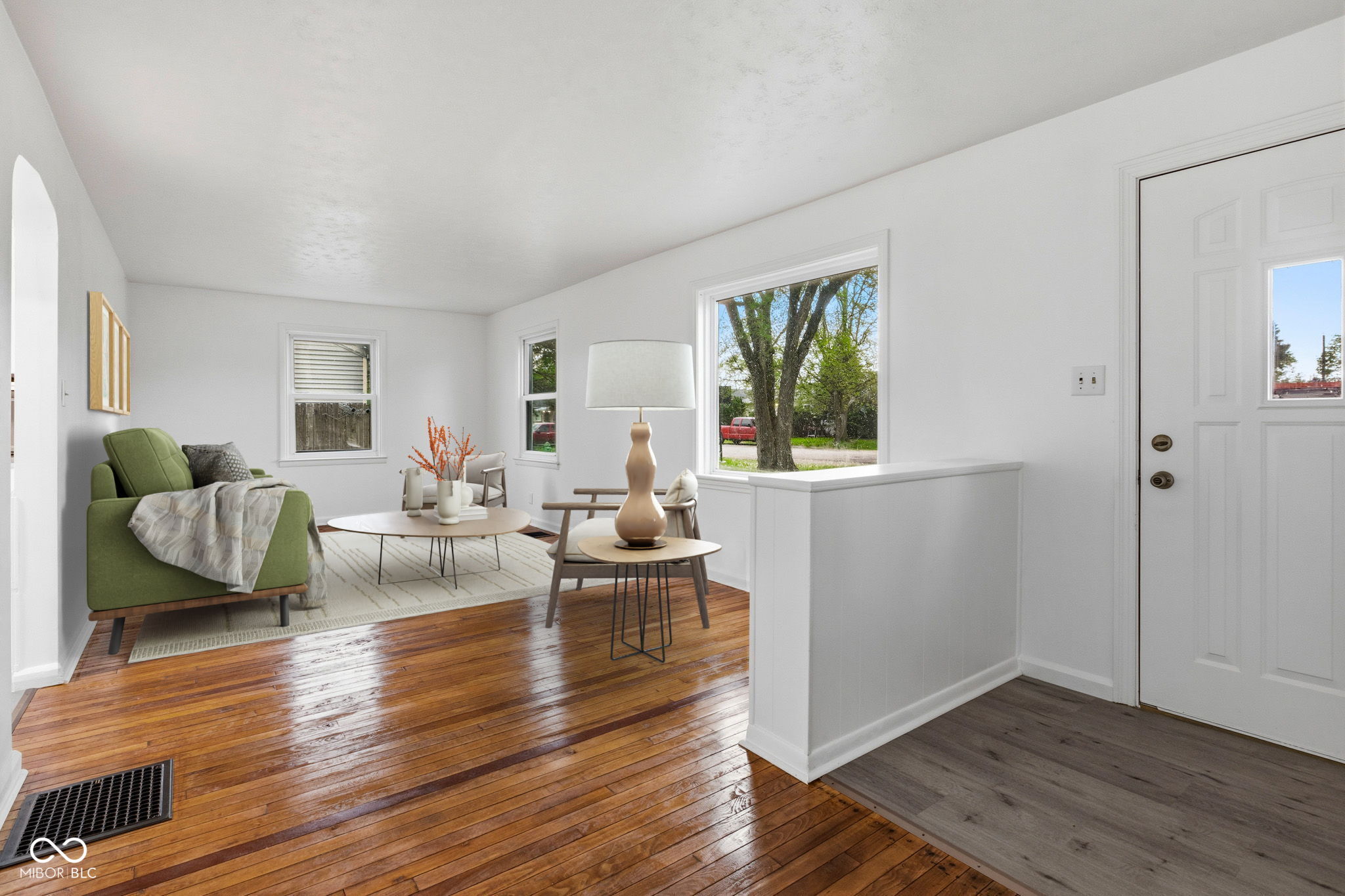 483 S Somerset Avenue