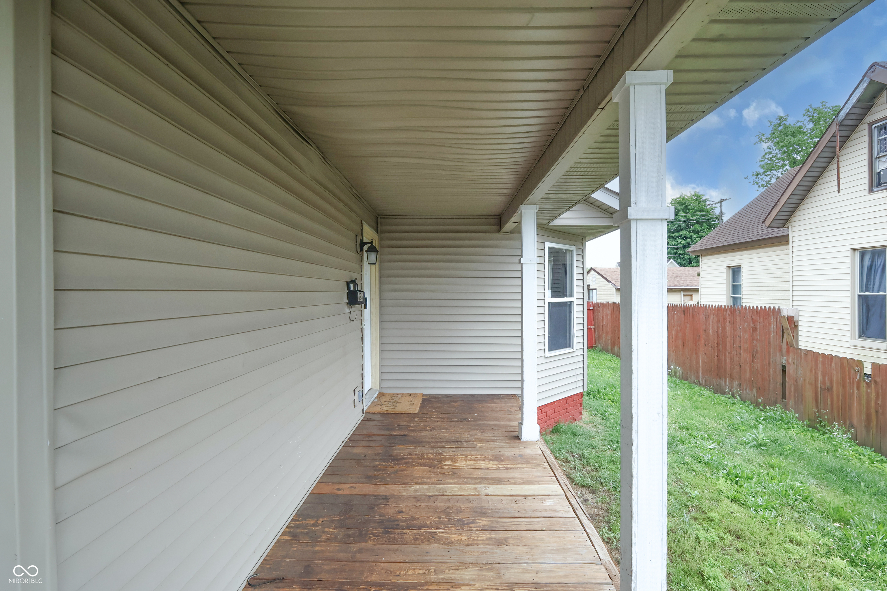 625 Maple Street