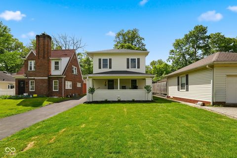 Photo of 4714 N Kenwood Avenue, Indianapolis, IN 46208 (MLS # 22100590)