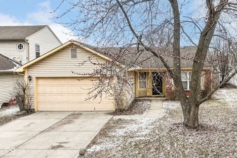 Photo of 6646 Wandering Way, Indianapolis, IN 46241 (MLS # 22085442)