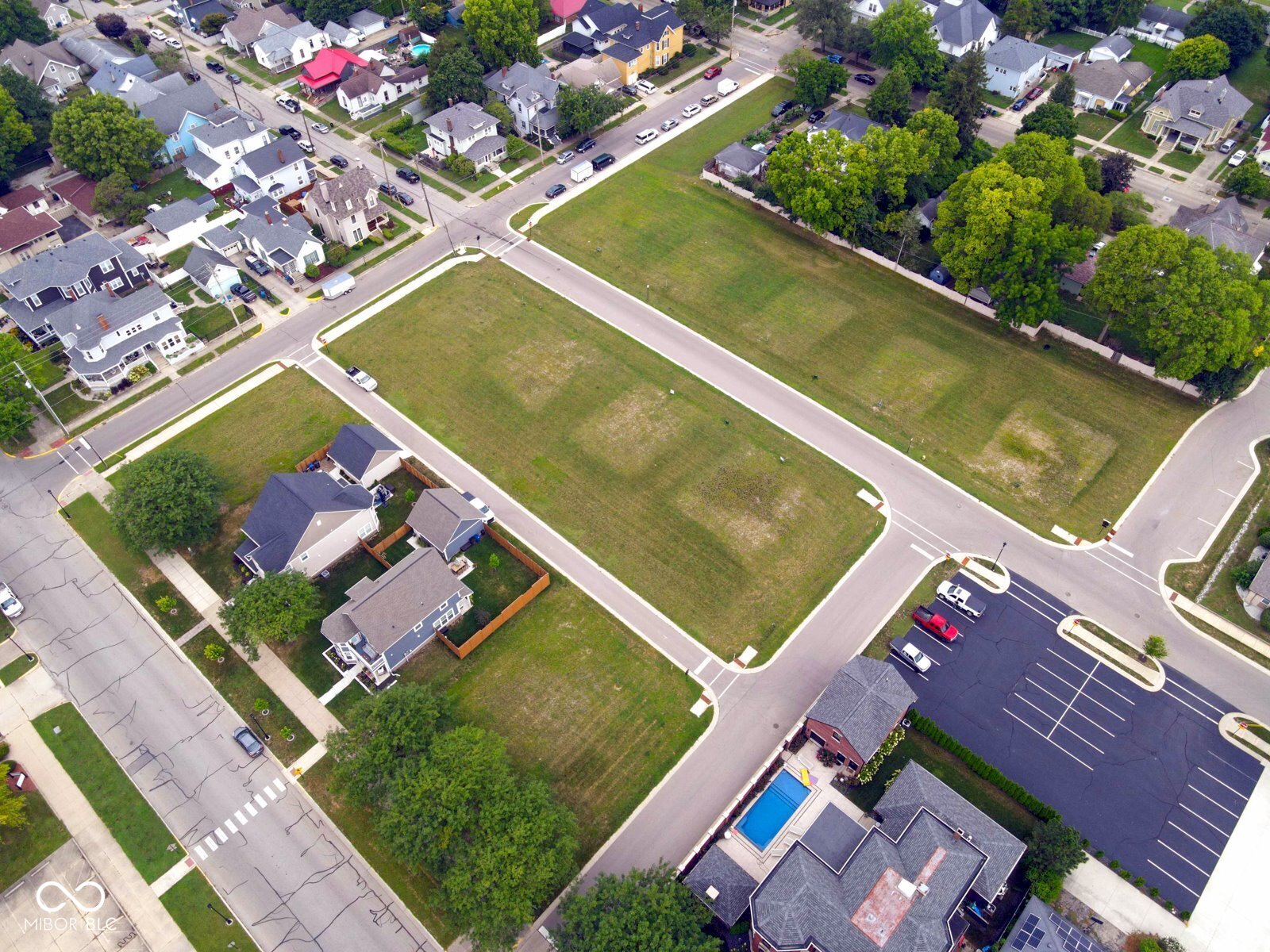 142 W Franklin Street