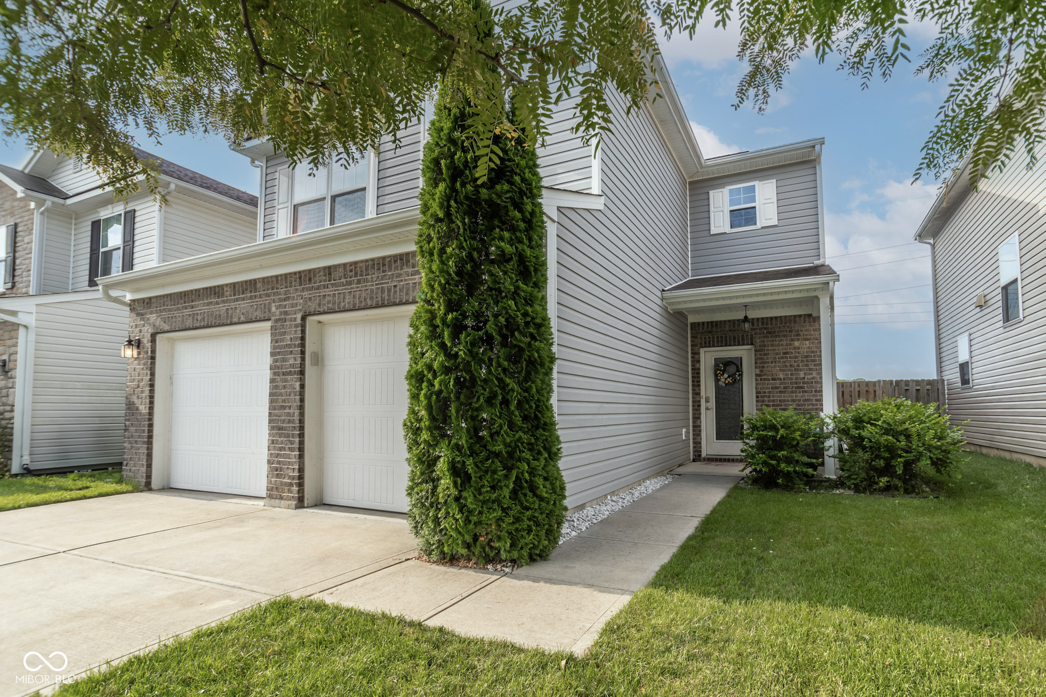 2483 Shadow Bend Drive