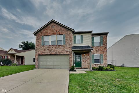 Photo of 2233 Summerfield Drive, Plainfield, IN 46168 (MLS # 22118962)