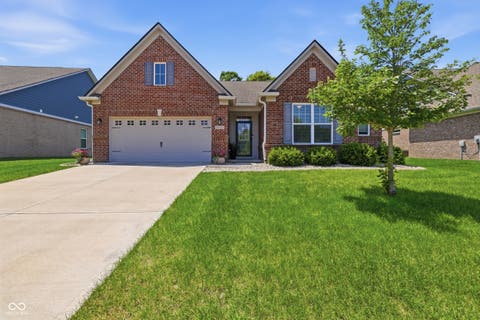 Photo of 16333 Sedalia Drive, Fishers, IN 46040 (MLS # 22111914)