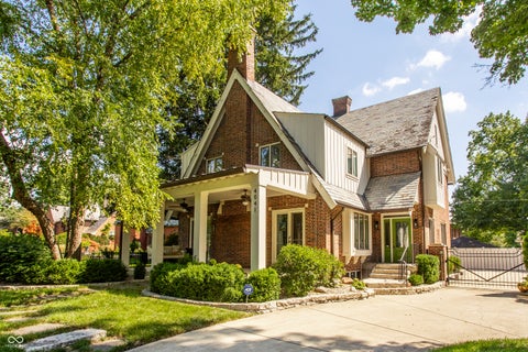 Photo of 4041 Washington Boulevard, Indianapolis, IN 46205 (MLS # 22122997)