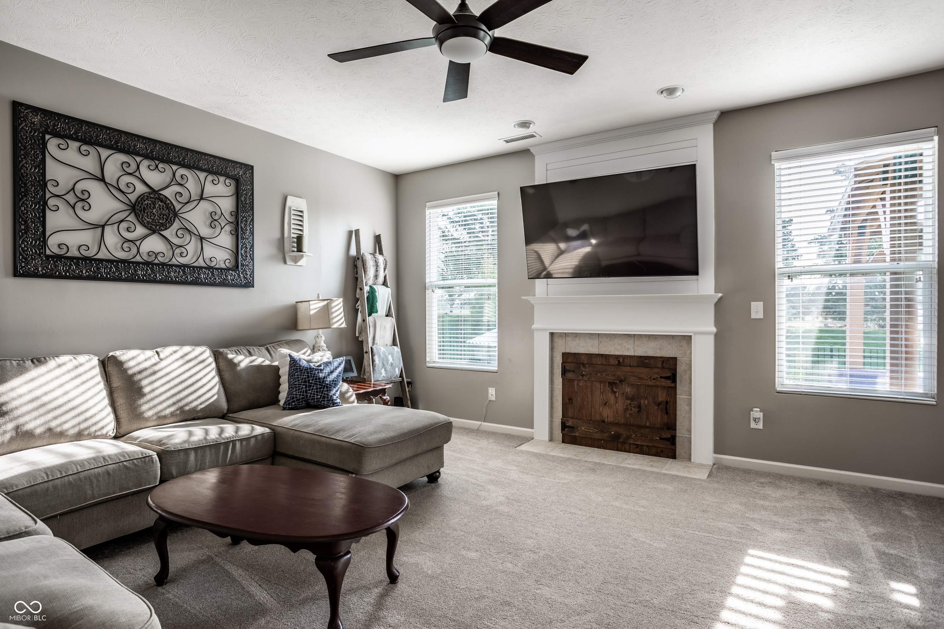 3701 White Cliff Way