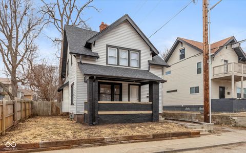 Photo of 642 E 31st Street, Indianapolis, IN 46205 (MLS # 22084375)