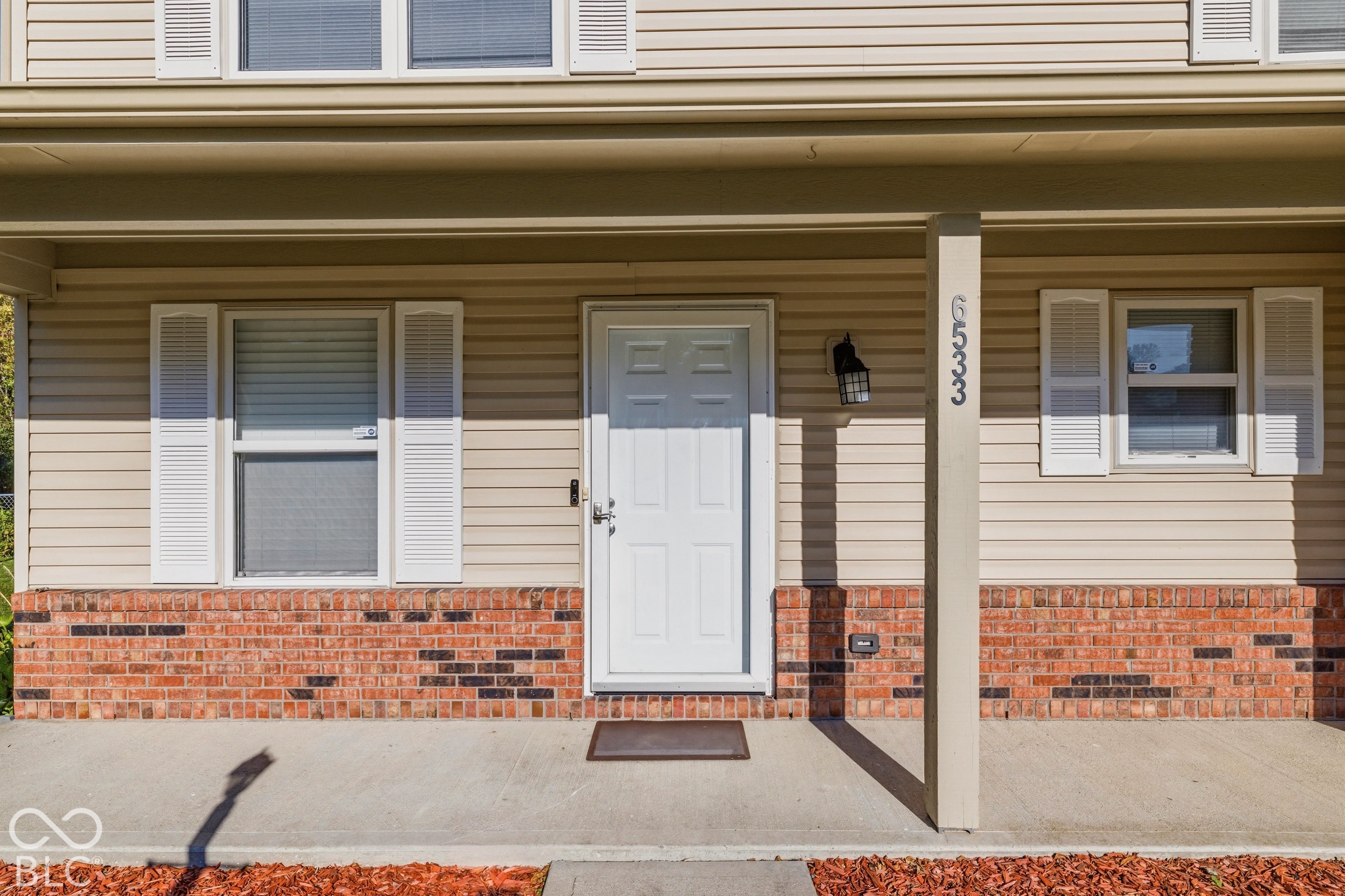 6533 Crandall Circle