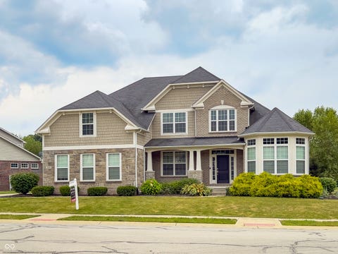 Photo of 2480 Still Creek Drive, Zionsville, IN 46077 (MLS # 22117284)
