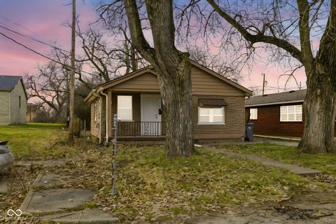 Photo of 1730 Perkins Avenue, Indianapolis, IN 46203 (MLS # 22079325)