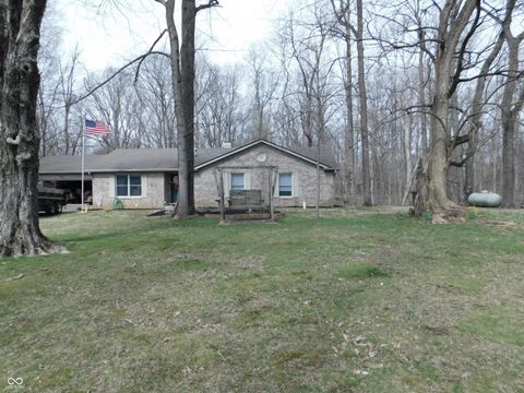 131 Victory Hill Coatesville IN 46121