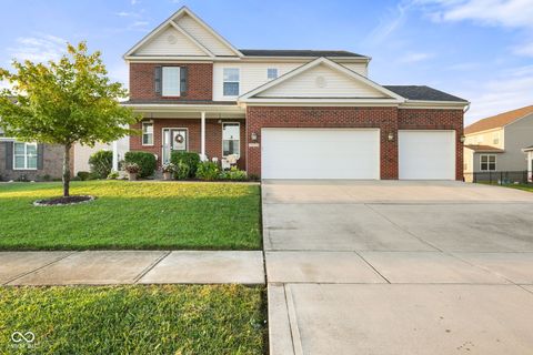 Photo of 1217 Lucca Drive, Greenwood, IN 46143 (MLS # 22063324)