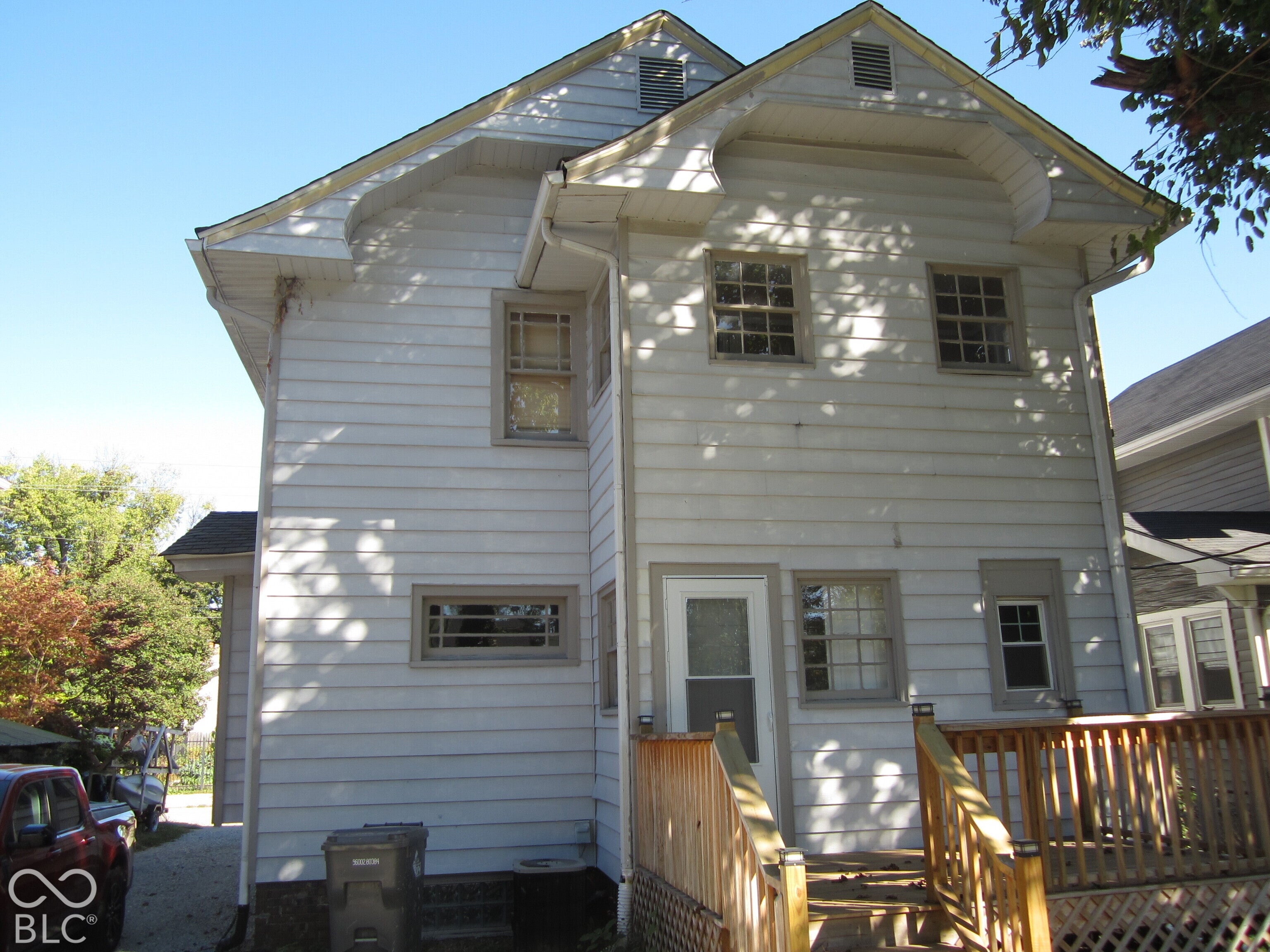 605 E 42nd Street