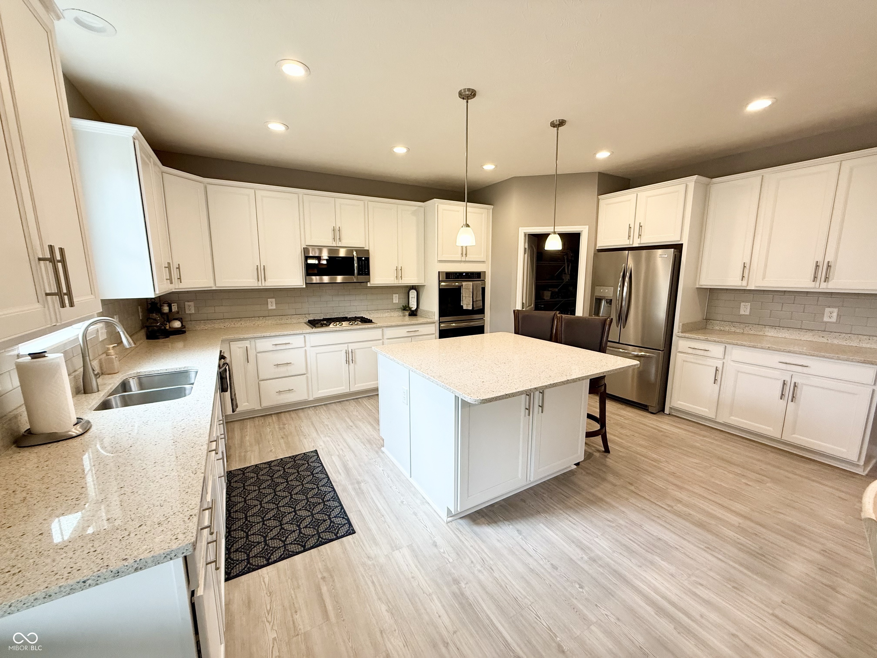 6309 Harvey Drive
