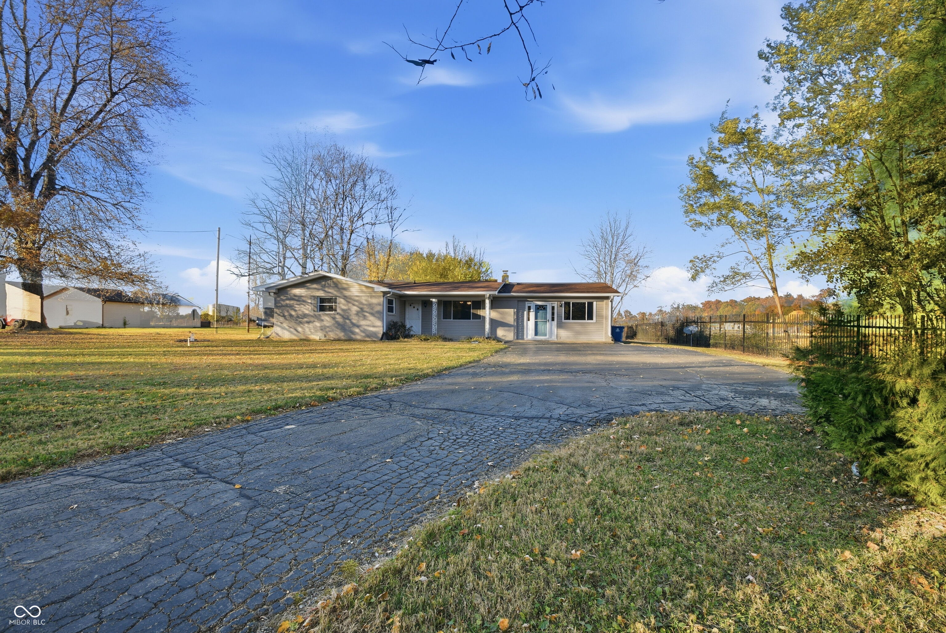 16122 Southeastern Parkway