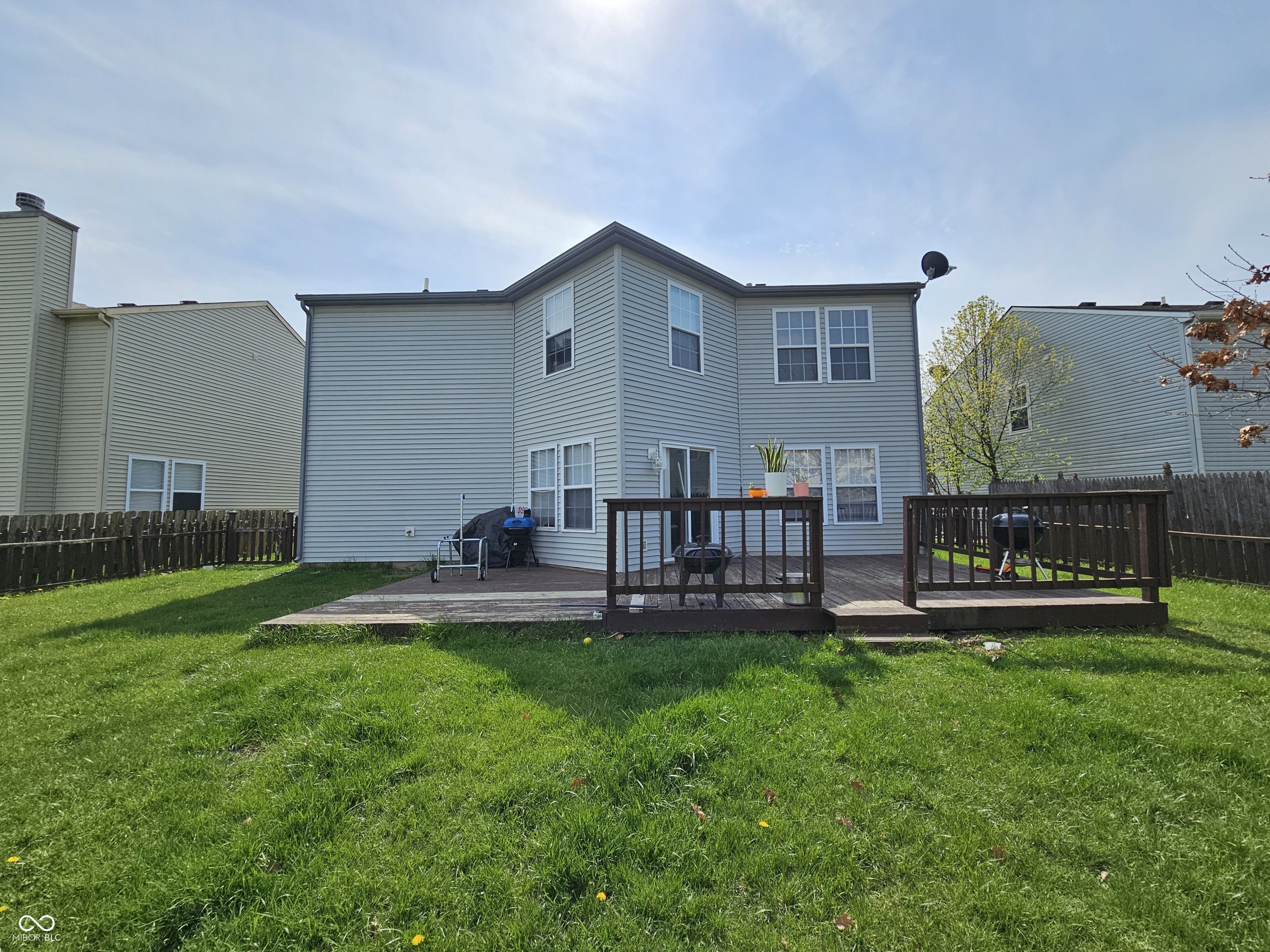 2348 Shadowbrook Drive