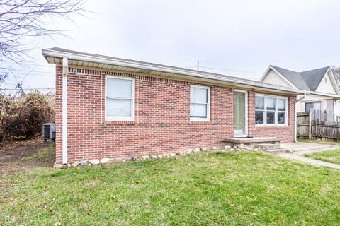 Photo of 2526 English Avenue, Indianapolis, IN 46201 (MLS # 22109106)