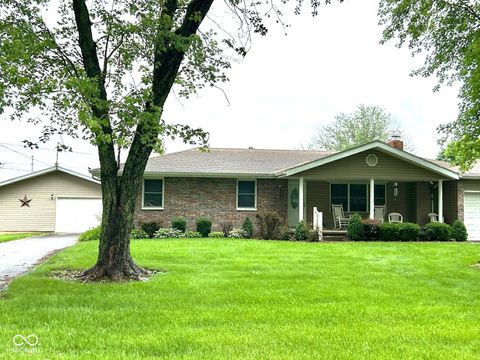 704 E Gatewood Drive Westport IN 47283