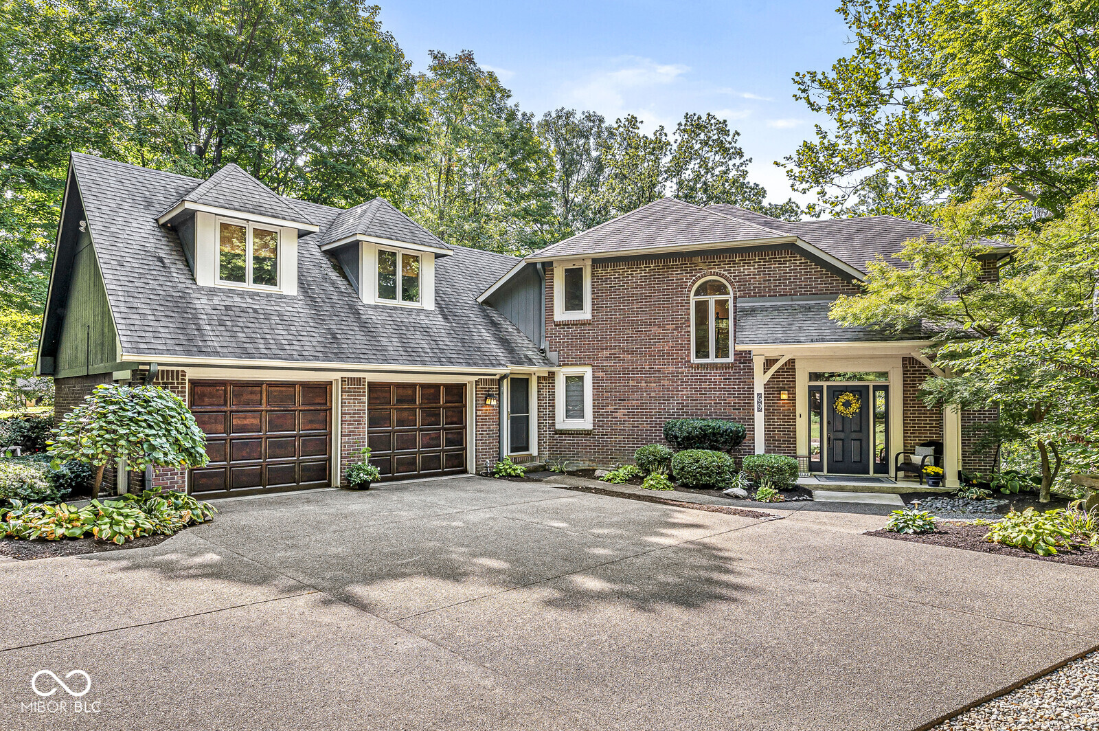 69 Forest Hollow Drive