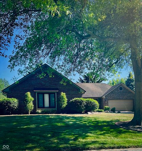 4335 W Hunters Ridge Lane Greenwood IN 46143