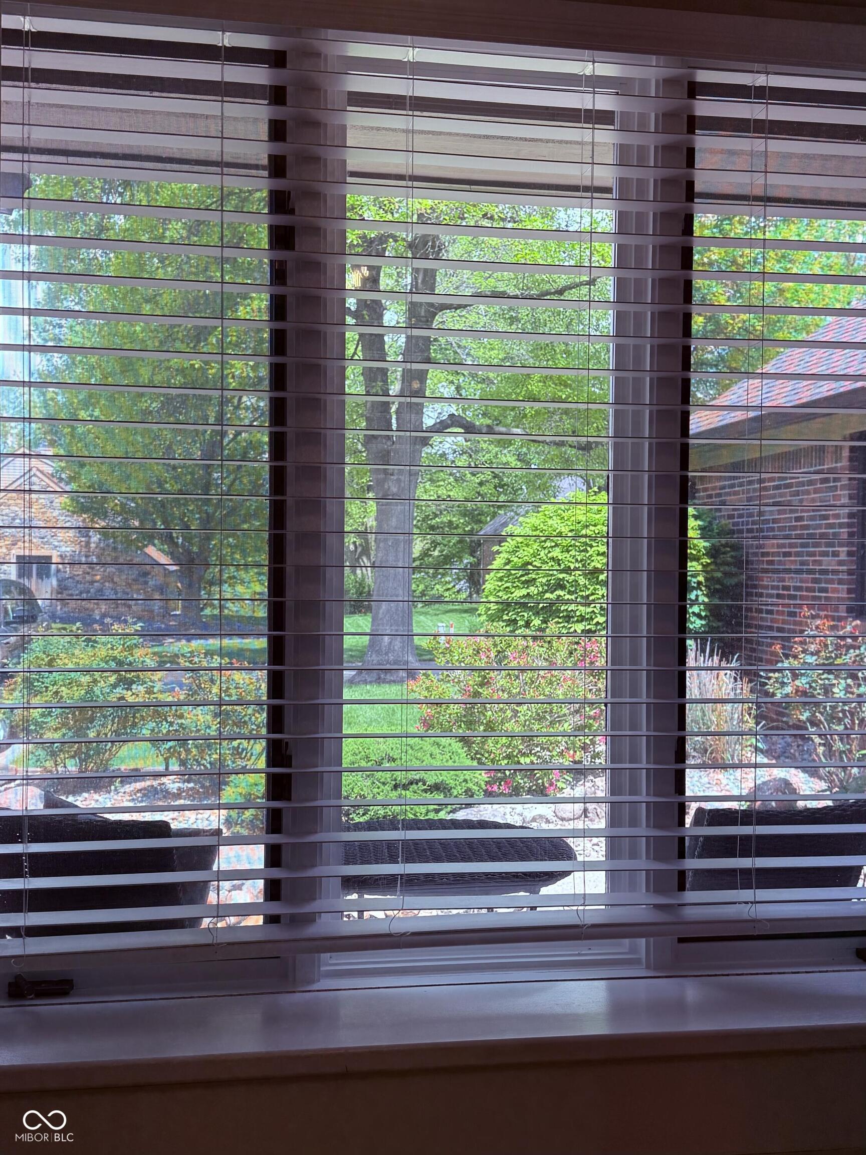 4335 W Hunters Ridge Lane