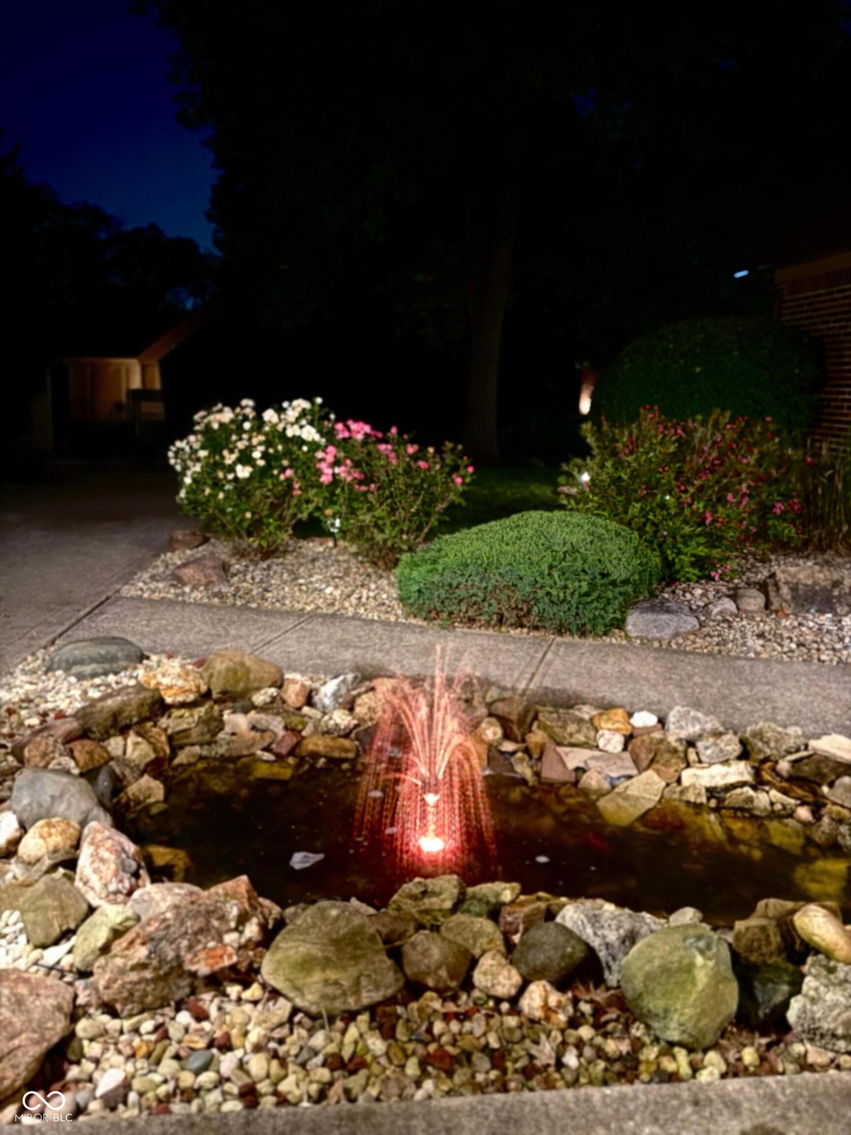 4335 W Hunters Ridge Lane