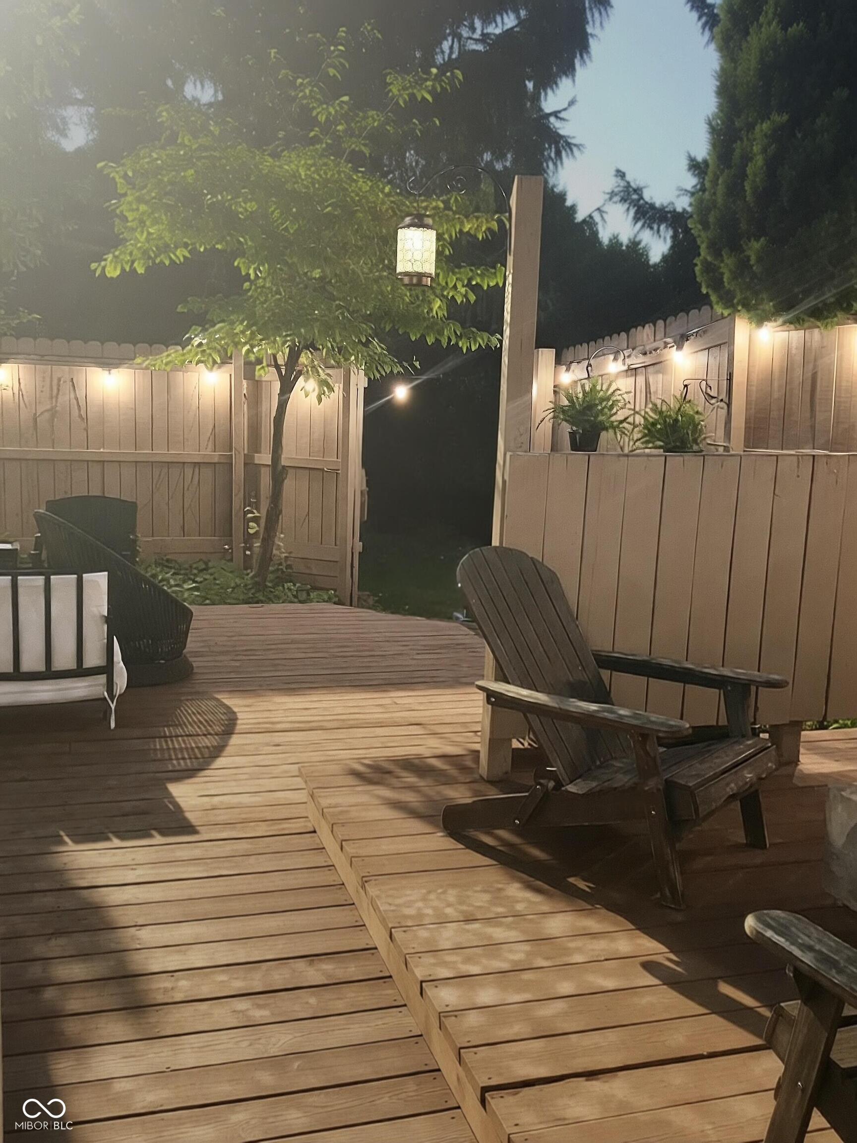 4335 W Hunters Ridge Lane