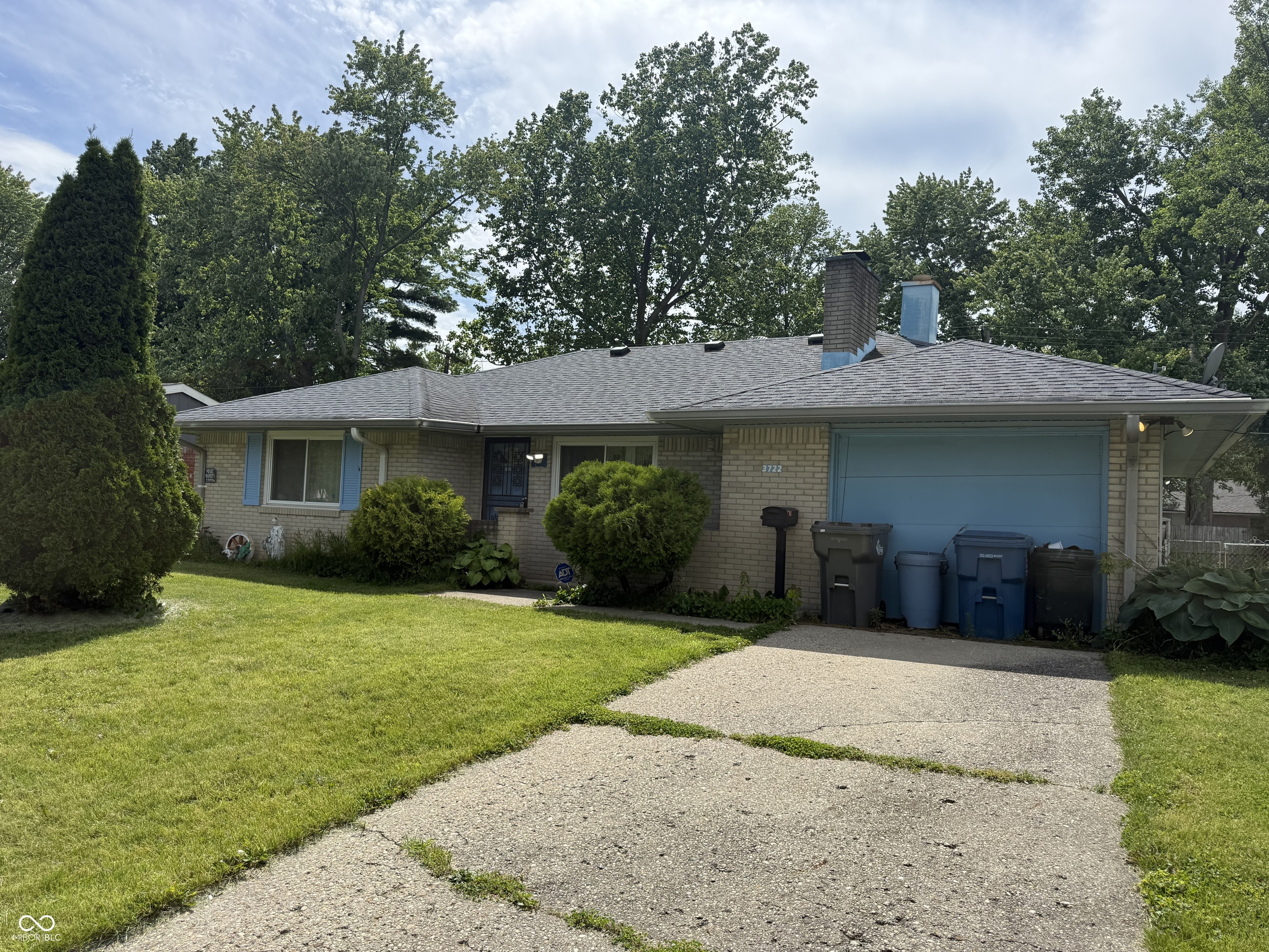 3722 Celtic Drive - Photo 3