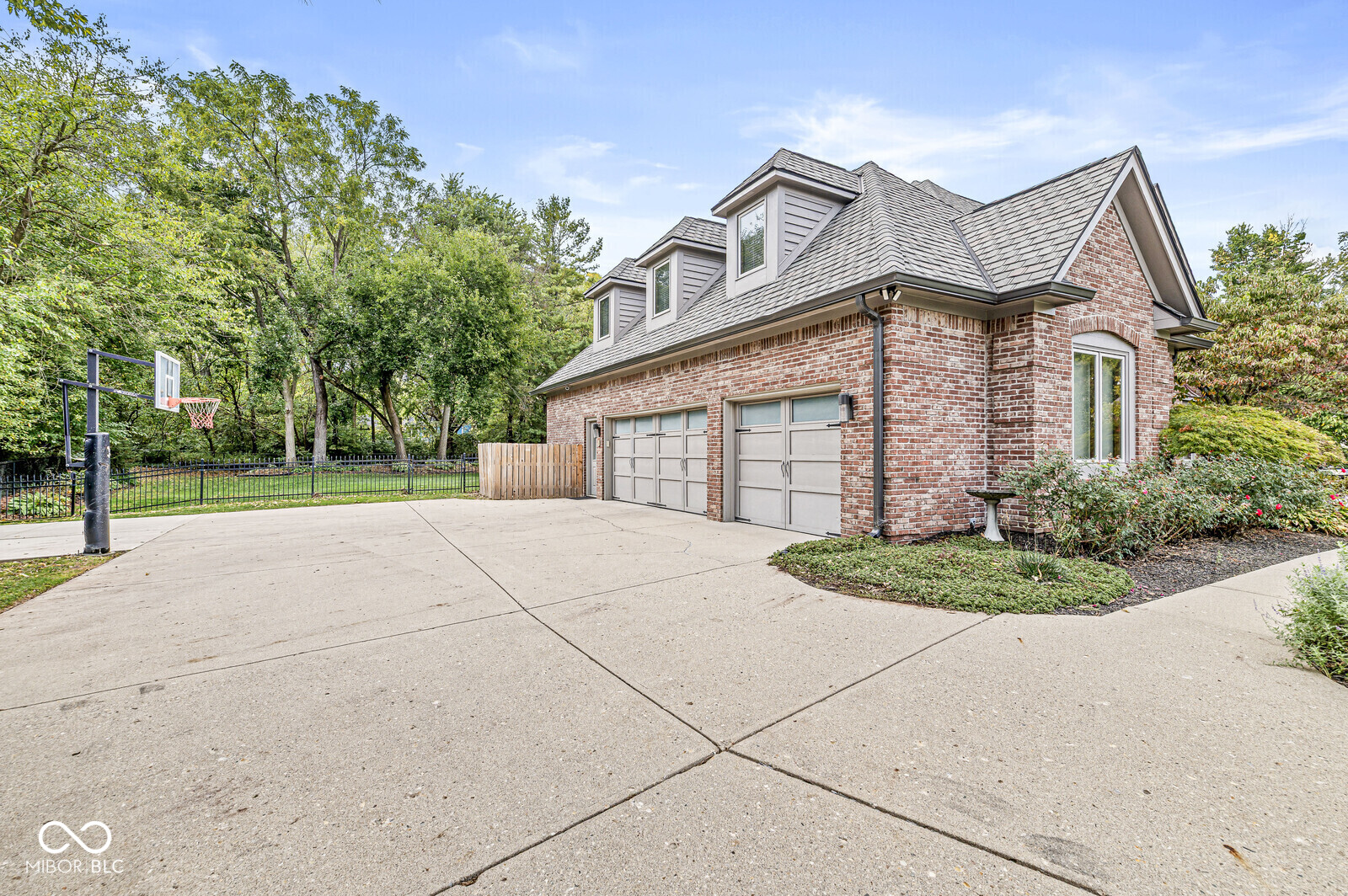 3986 Chadwick Drive