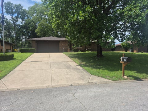 Photo of 3546 Rahke Road, Indianapolis, IN 46217 (MLS # 22119345)