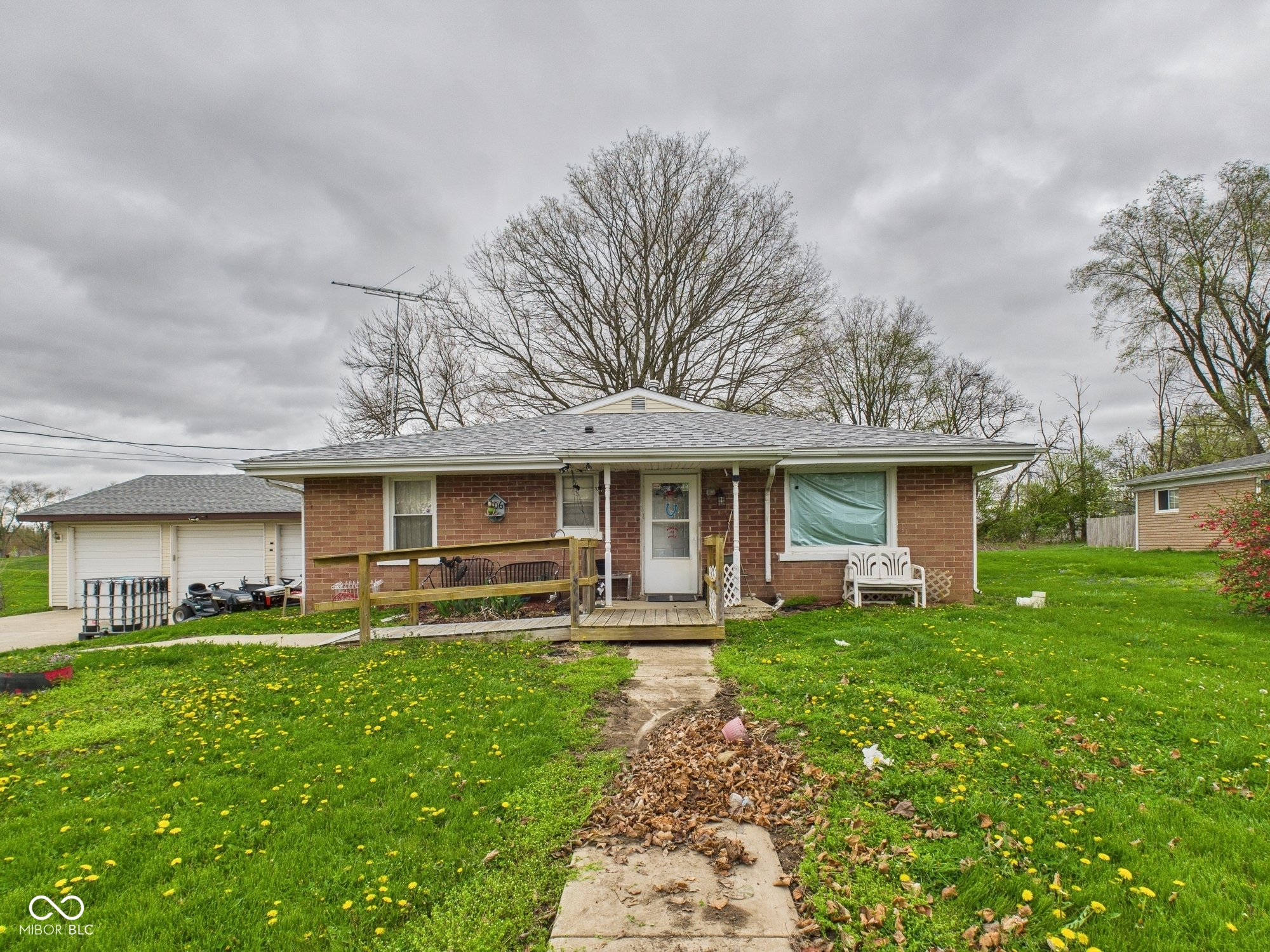 Listing image 1
