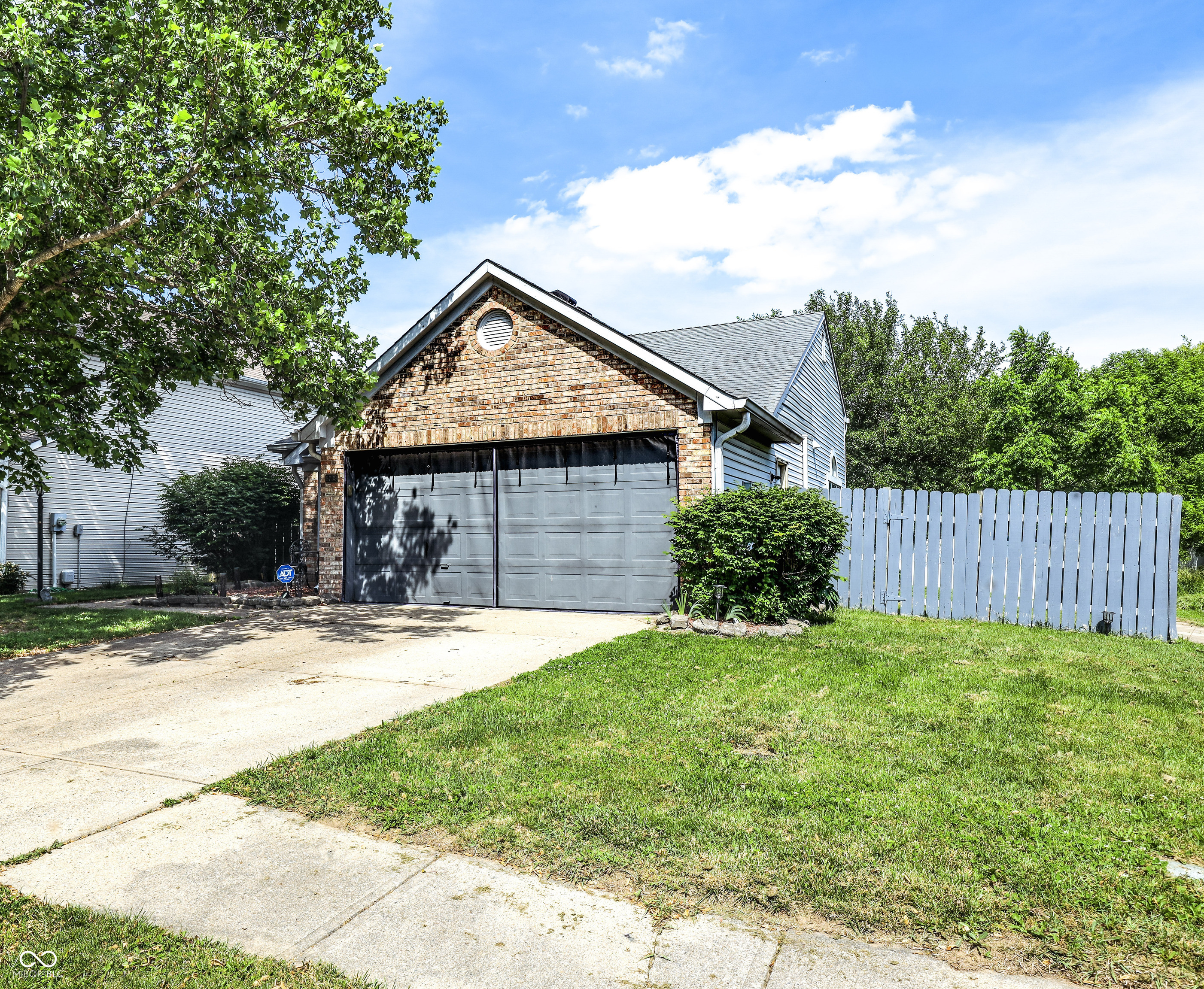 5739 Laurel Oak Place